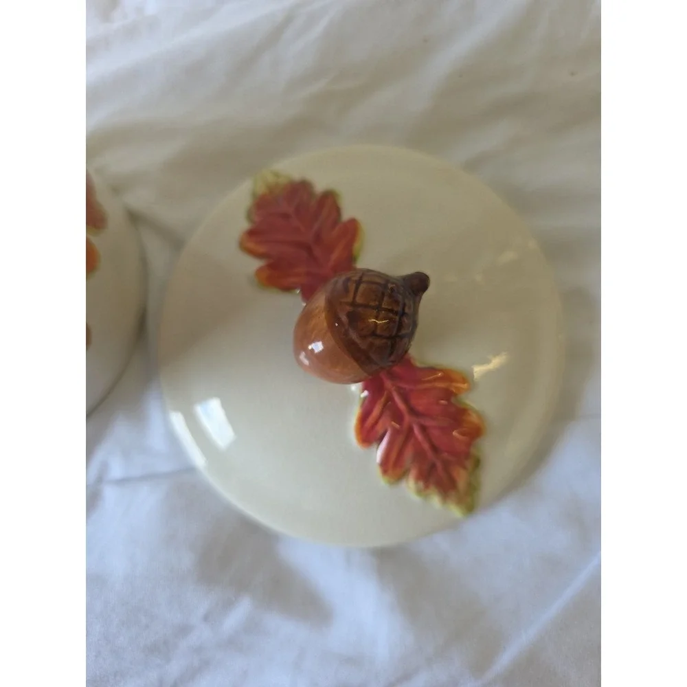 Hallmark Ceramic Acorn Crock Jar With Lid‎ Embossed Fall Oak Leaves Autumn